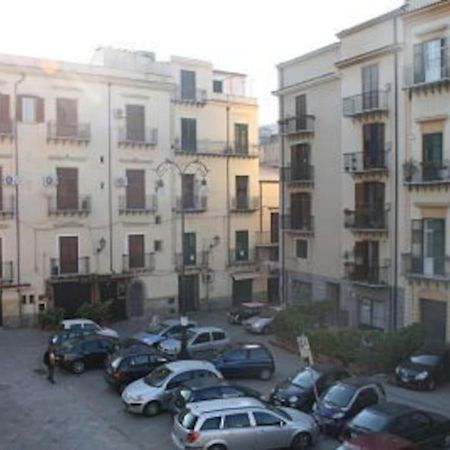 Ferienwohnung A Terrace In The Heart Of Palermo Exterior foto