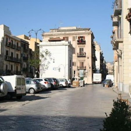 Ferienwohnung A Terrace In The Heart Of Palermo Exterior foto
