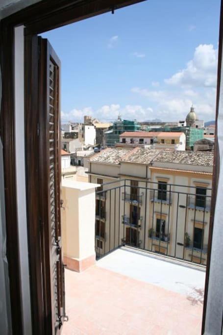 Ferienwohnung A Terrace In The Heart Of Palermo Exterior foto