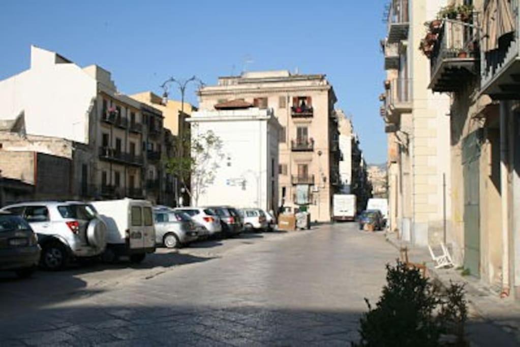 Ferienwohnung A Terrace In The Heart Of Palermo Exterior foto